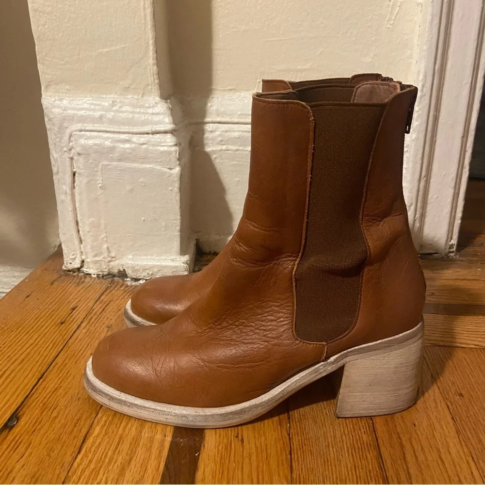 Free People Essential Chelsea Ankle Boots 6 Whiskey Brown - Picture 6 of 9
